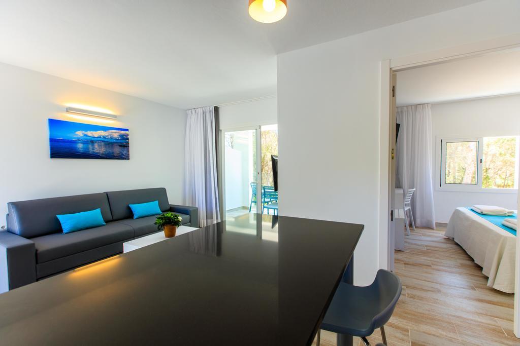 Pinos Playa Suites プラヤ・ミジョーン エクステリア 写真
