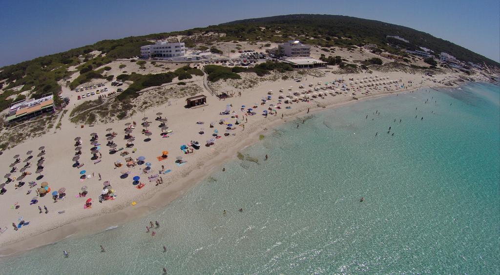 Pinos Playa Suites プラヤ・ミジョーン エクステリア 写真