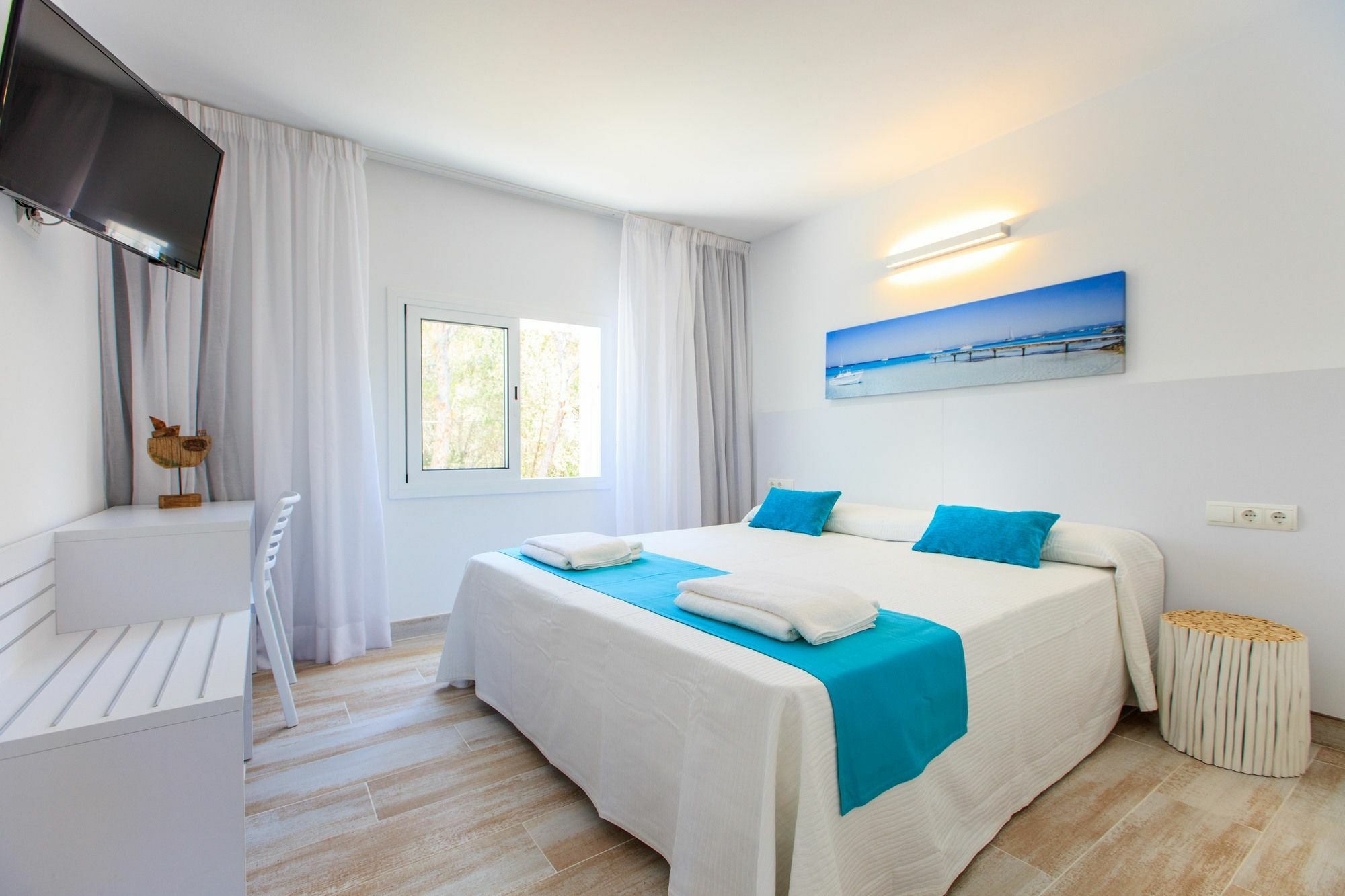 Pinos Playa Suites プラヤ・ミジョーン エクステリア 写真